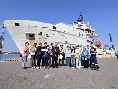 勵進號參訪1圖片