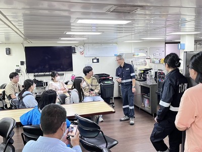 勵進號參訪8圖片